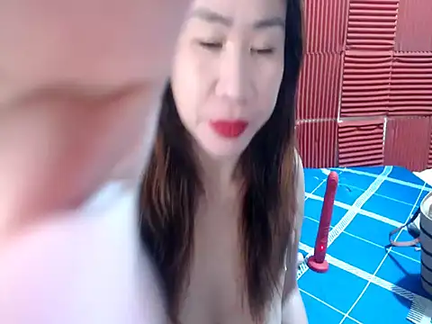 Hottygail69 online show from April 30, 6:35 pm