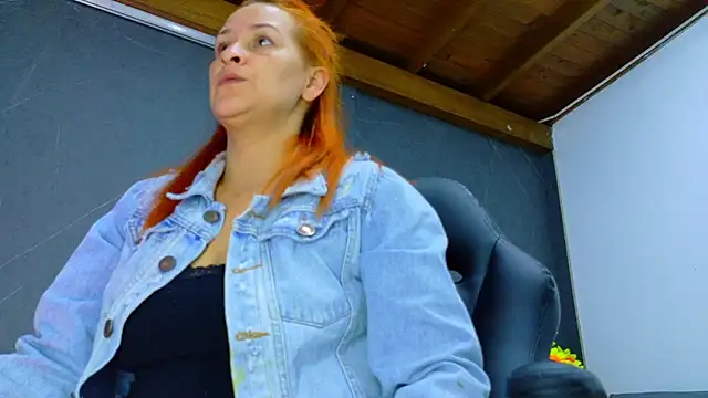 Britney taylor  online show from January 12, 7:08 pm