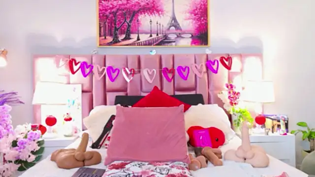 Anaa Bellaa online show from February 10, 12:30 pm