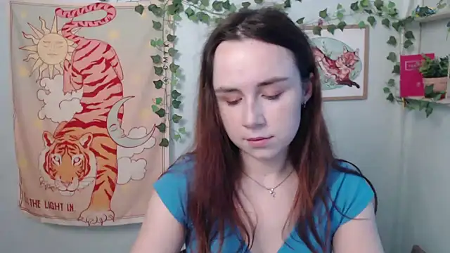 VeryVeryVeryShy  online show from July 30, 5:41 am