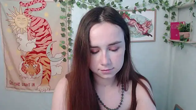 VeryVeryVeryShy  online show from July 11, 7:52 am