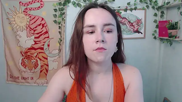 VeryVeryVeryShy  online show from July 6, 5:46 am
