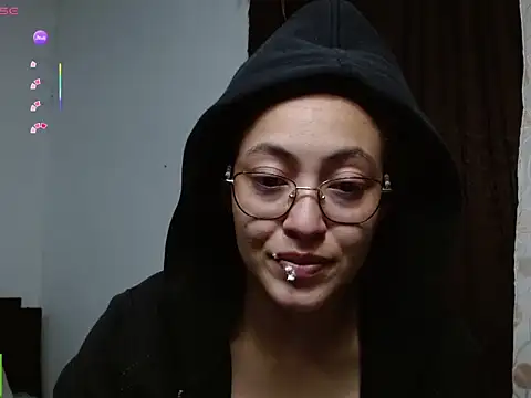 Olivia Bright online show from June 19, 1:54 am