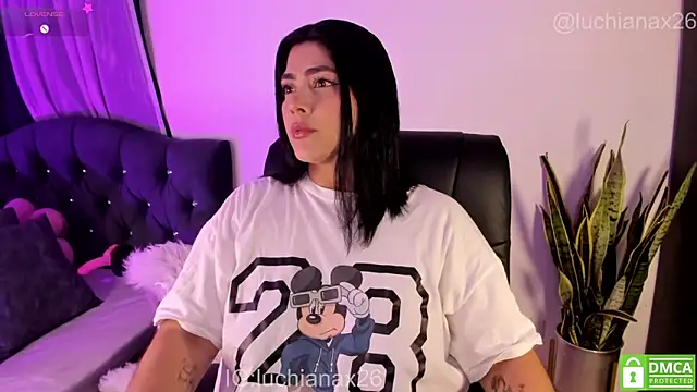lucy26  online show from April 30, 3:23 am