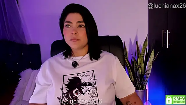 lucy26  online show from June 9, 2:22 am