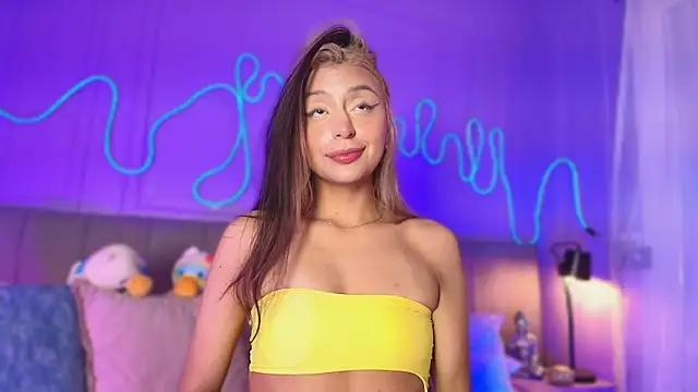Sofly s online show from June 10, 12:04 pm