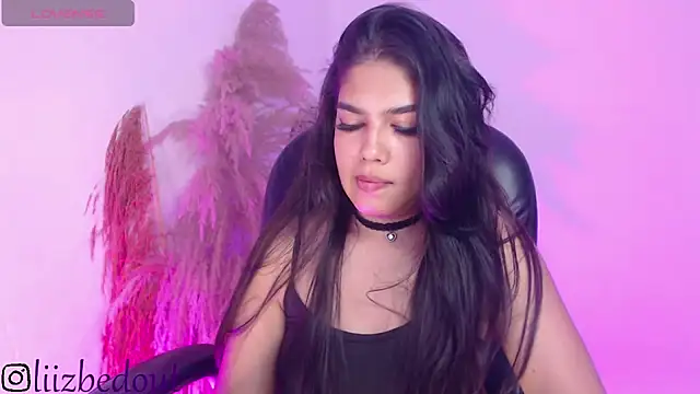 Snapshot of liz_bedoutxx chatting on September 27, 1:35 am liz bedoutxx online show from September 27, 1:35 am