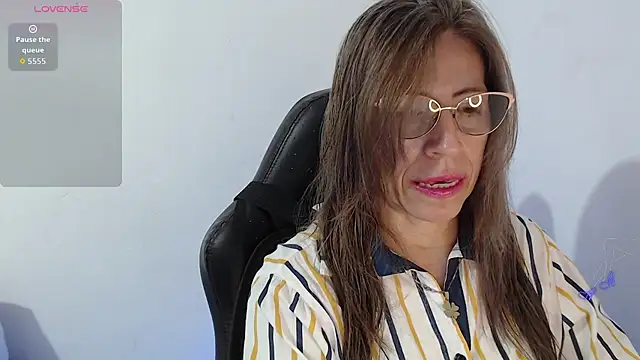 Chayla Ruiz online show from June 30, 9:36 pm