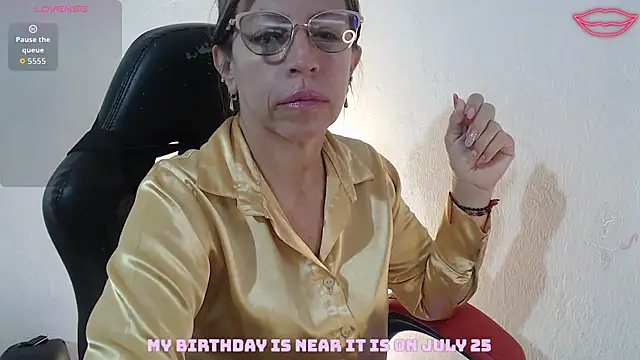 Chayla Ruiz online show from July 20, 10:50 am