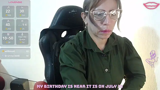 Chayla Ruiz online show from July 17, 10:52 am