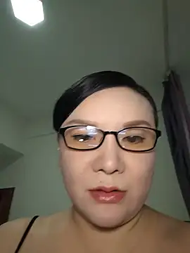 LILYsweetfcup online show from July 23, 8:33 am