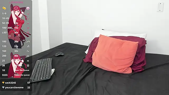 Snapshot of alejandra_milf_ chatting on October 15, 8:55 pm alejandra milf online show from October 15, 8:55 pm