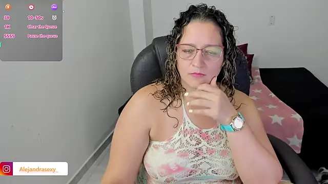 alejandra milf  online show from June 19, 8:23 pm