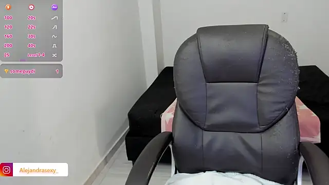 alejandra milf  online show from June 28, 4:57 pm