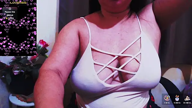 Alliayah Hollyx online show from September 22, 7:45 pm