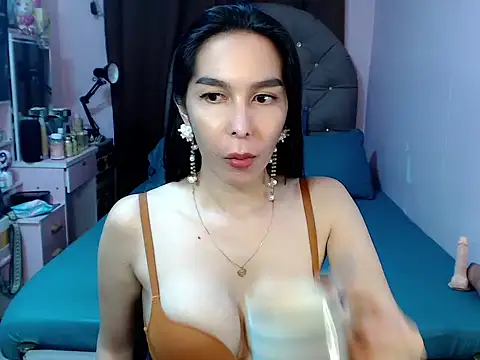 Snapshot of TSDESIREcindy29 chatting on October 4, 11:27 am TSDESIREcindy29 online show from October 4, 11:27 am