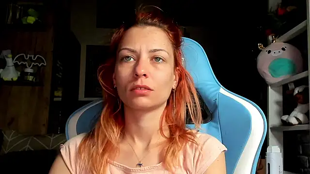 karo123421 online show from April 30, 1:11 am