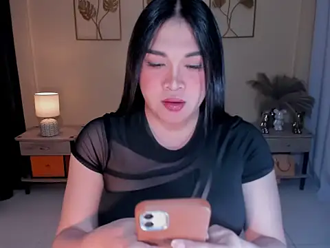 MaxeneCullens online show from February 12, 4:03 am