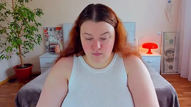 PolinaSalvatore online show from July 13, 11:44 am