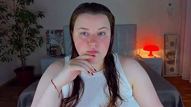 PolinaSalvatore online show from July 3, 5:30 pm