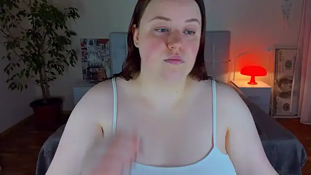 PolinaSalvatore online show from June 25, 7:37 pm