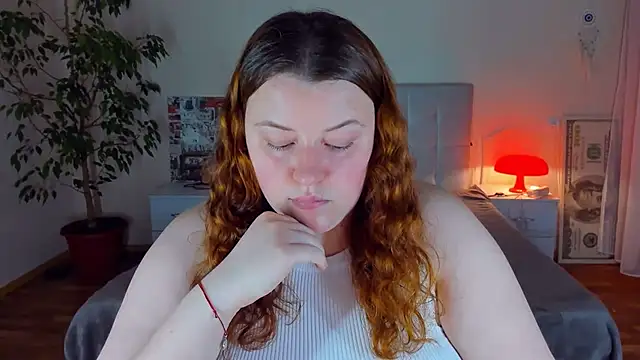 PolinaSalvatore online show from July 22, 6:42 pm