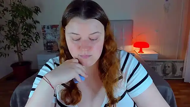 PolinaSalvatore online show from July 27, 5:54 pm