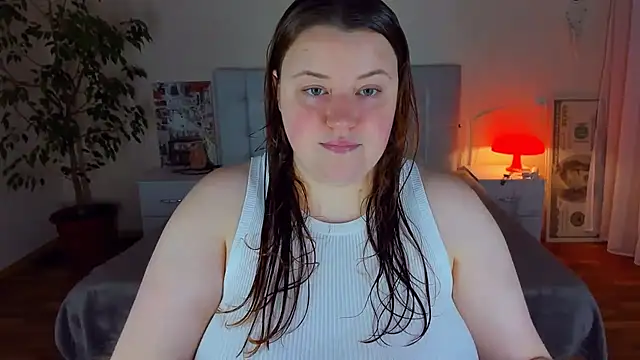 PolinaSalvatore online show from July 25, 5:42 pm