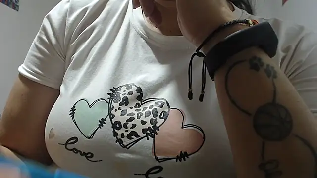 andreaisis2 online show from November 26, 10:11 pm