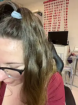 DienkaGreen online show from March 5, 4:58 pm