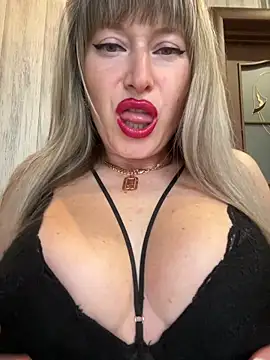 Kittenforyou online show from February 14, 1:24 pm