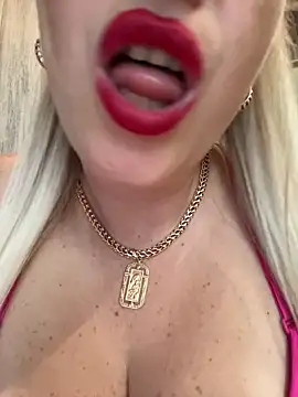 Kittenforyou online show from June 6, 12:33 pm