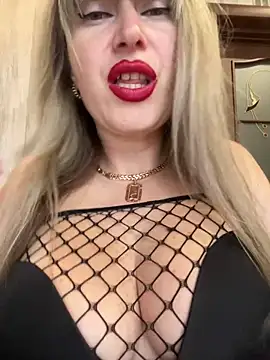 Kittenforyou online show from February 5, 1:36 pm