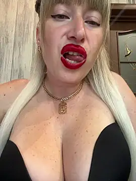 Kittenforyou online show from June 21, 1:15 pm
