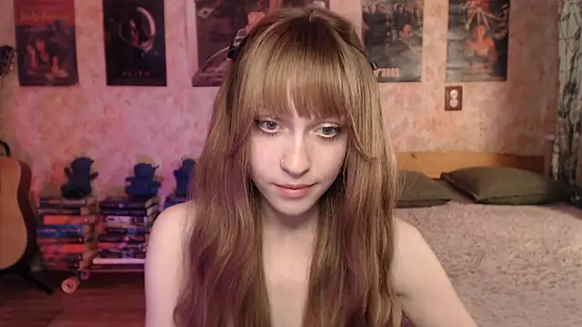 Friendly Ellie online show from May 3, 12:47 am
