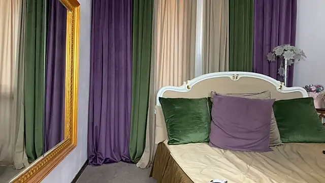 VanessaJonson online show from October 23, 6:41 am