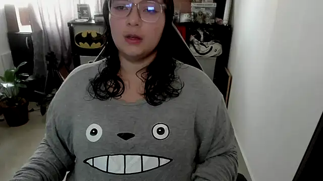 aika-dreams online show from April 27, 1:52 pm