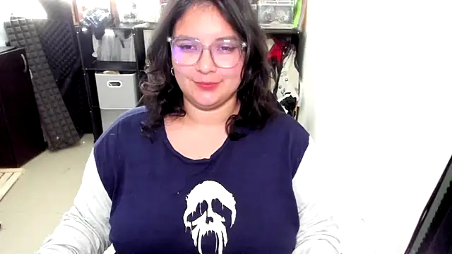 aika-dreams online show from October 28, 9:41 pm