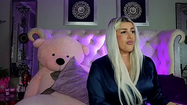 Squirt Tanya online show from February 12, 10:55 pm