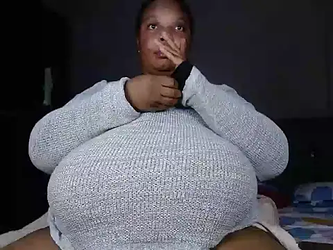 Lovelyboobs01 online show from May 2, 7:28 pm