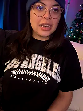 drizzypeach602 online show from December 3, 4:37 am