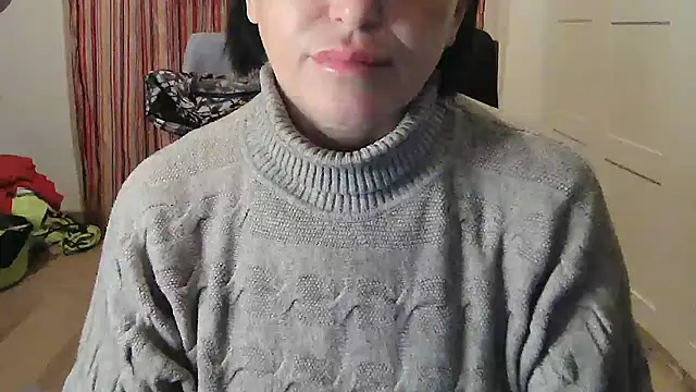 -Mia-   online show from January 18, 4:47 pm