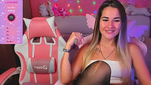 ivannatompsonnn online show from September 15, 6:32 am