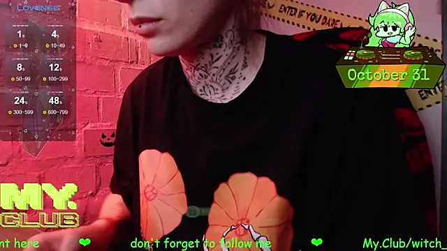 Witch Emma online show from October 31, 10:19 am