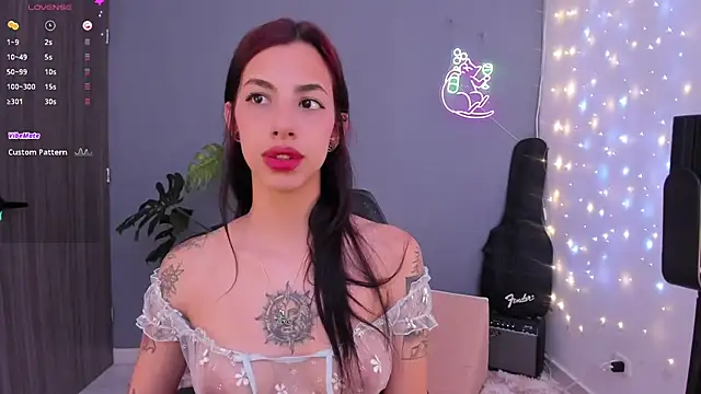 Snapshot of labrika_ chatting on September 17, 3:43 pm labrika online show from September 17, 3:43 pm