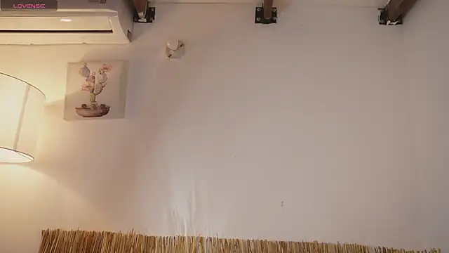 bunnycuteshy online show from April 29, 12:52 pm