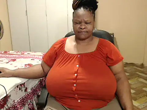 sweetnoziexx online show from June 20, 1:58 pm