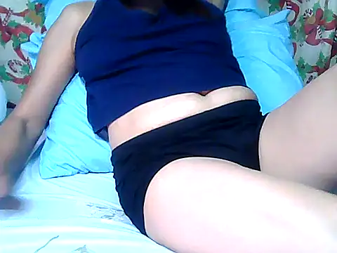 urwife tobe online show from December 18, 8:13 pm