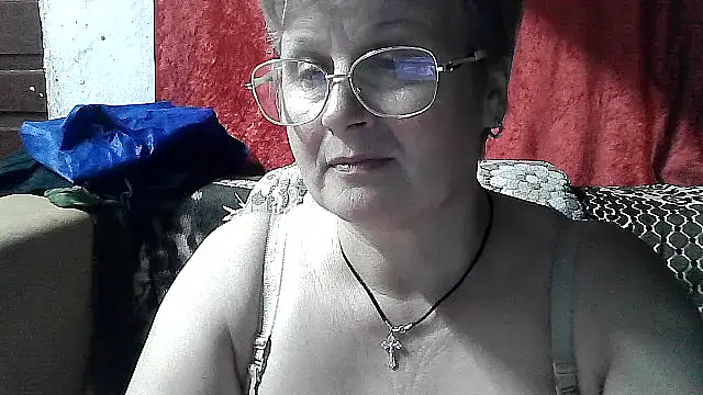 Gina Marlyn online show from February 14, 10:56 pm