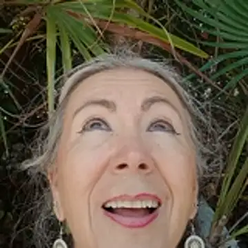 EvaRobinson online show from July 18, 6:54 pm